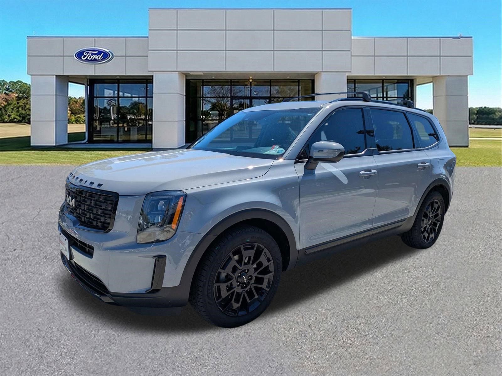 Used 2022 Kia Telluride EX w/ EX Premium Package AWD/4WD image 4