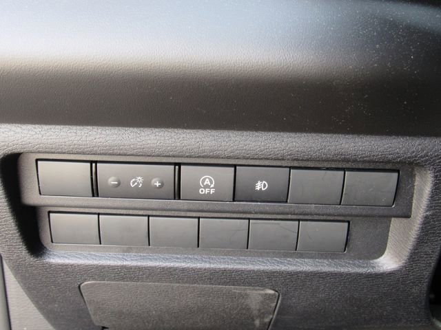 New 2026 Mitsubishi Outlander ES image 28