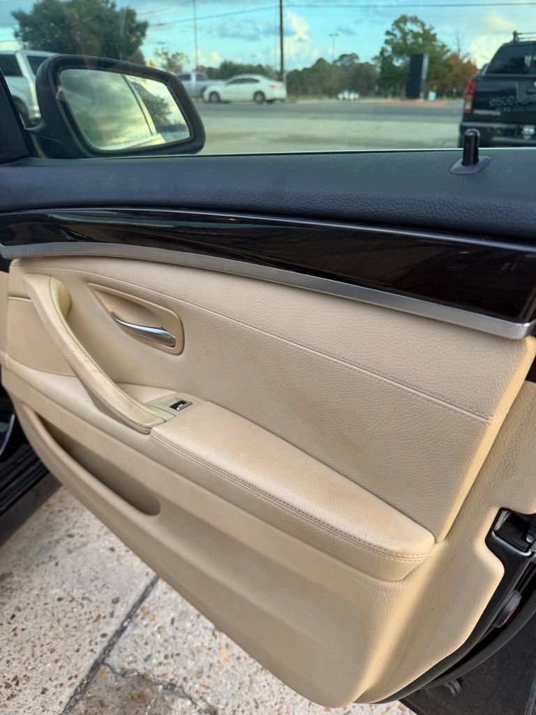 Used 2013 BMW 528i Sedan image 21