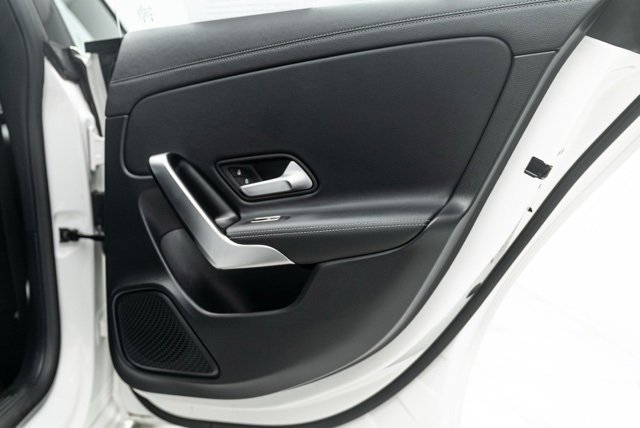 Used 2025 Mercedes-Benz CLA 250 image 29