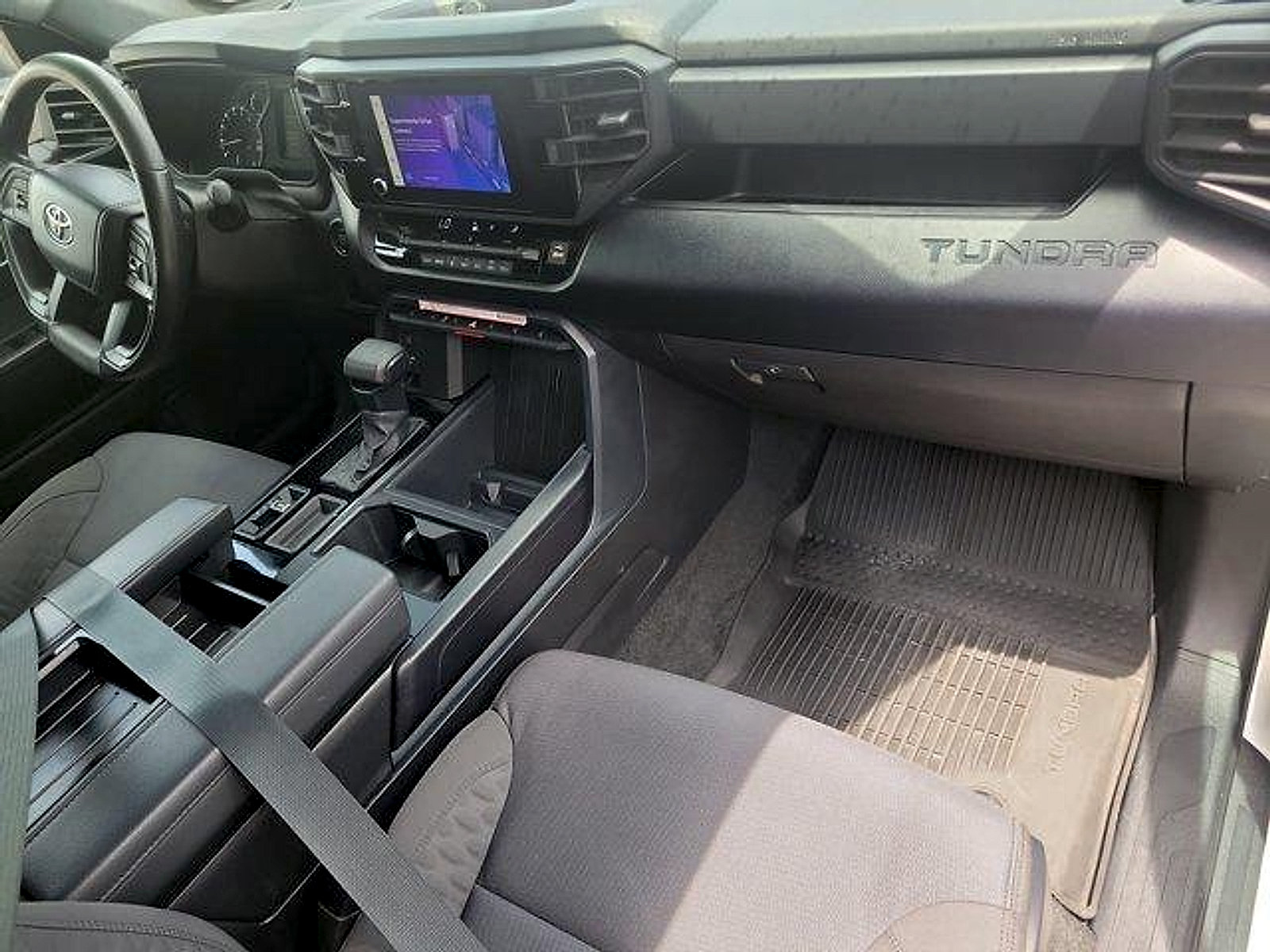Used 2025 Toyota Tundra SR AWD/4WD image 12