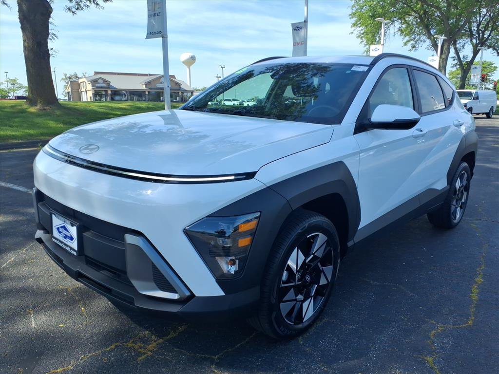 Used 2025 Hyundai Kona SEL AWD/4WD image 3
