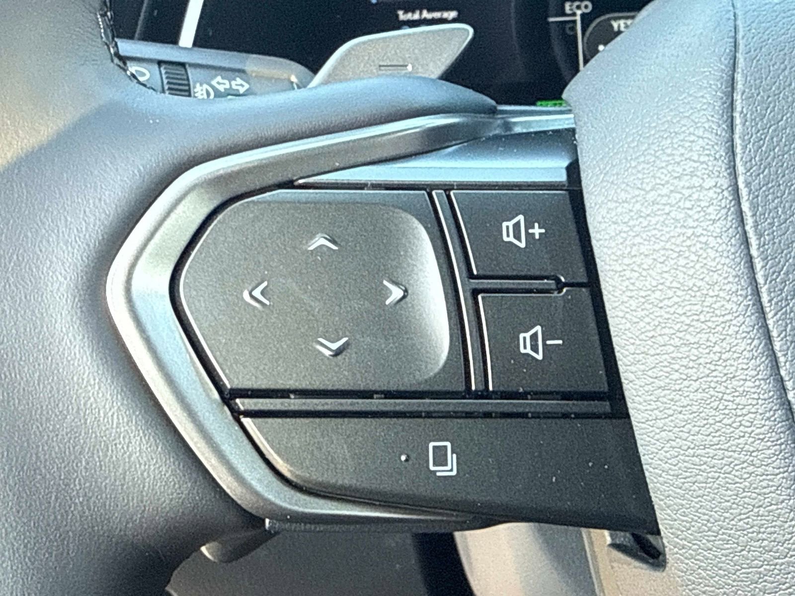 New 2026 Lexus RX 450h AWD image 30