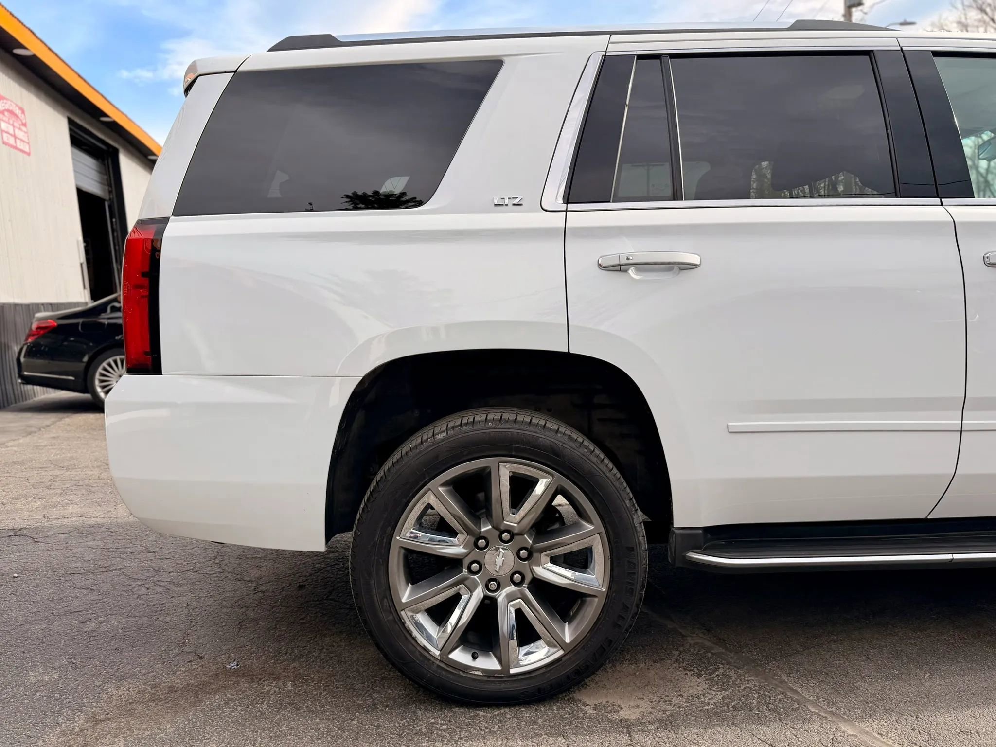 Used 2016 Chevrolet Tahoe LTZ image 15