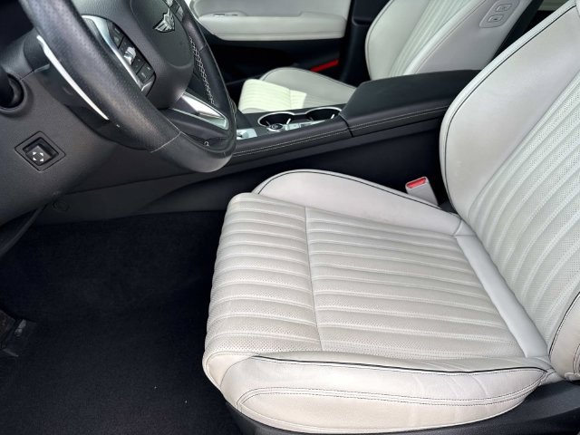 Used 2024 Genesis G70 2.5T w/ Sport Prestige Package RWD image 17