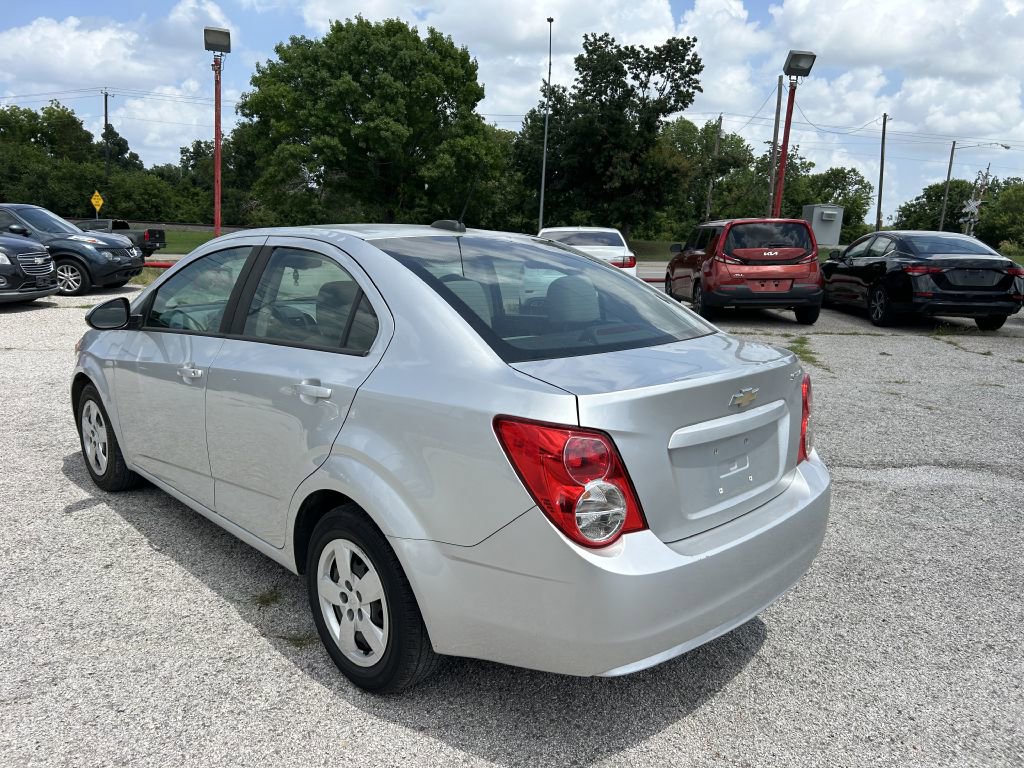 Used 2016 Chevrolet Sonic LS image 7