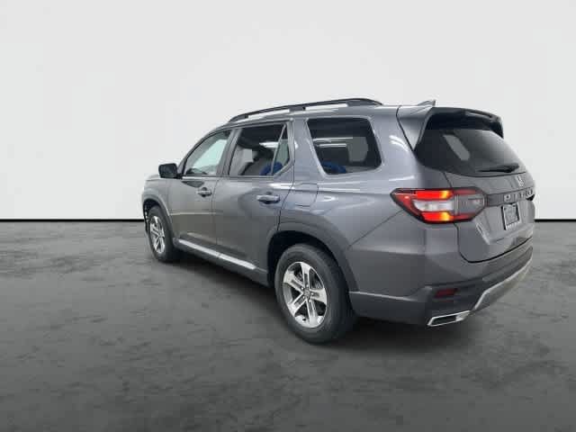 Certified 2026 Honda Pilot EX-L image 2