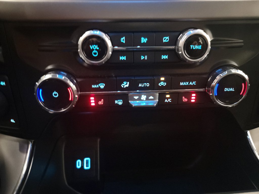 Used 2024 Ford F150 XLT w/ Equipment Group 302A MID image 27