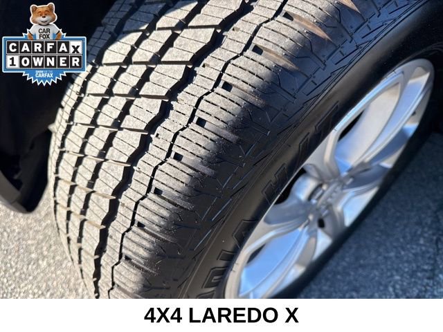 Used 2022 Jeep Grand Cherokee Laredo X image 7