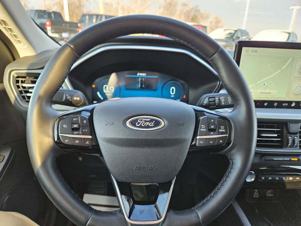 Used 2024 Ford Escape Platinum image 12