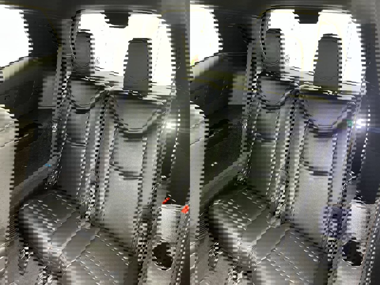 Certified 2025 Cadillac XT6 Premium Luxury AWD/4WD image 15