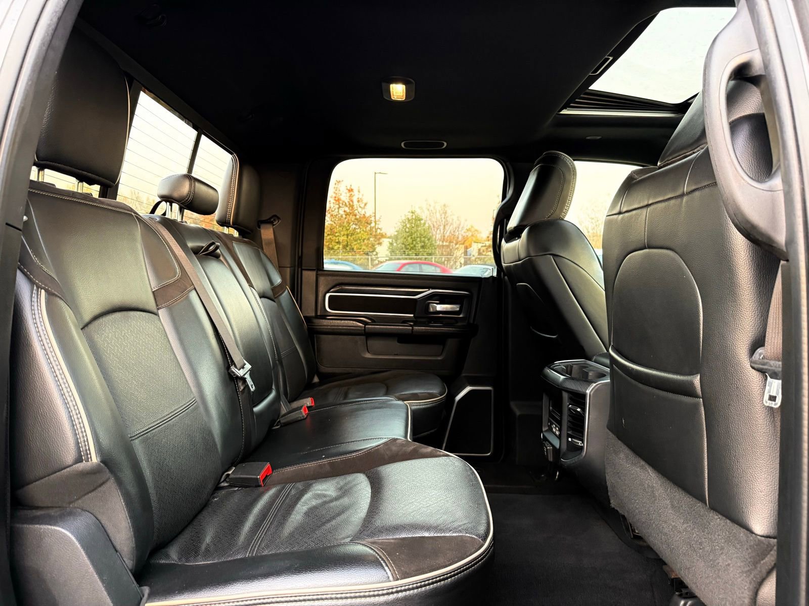 Used 2023 RAM 3500 Laramie image 34