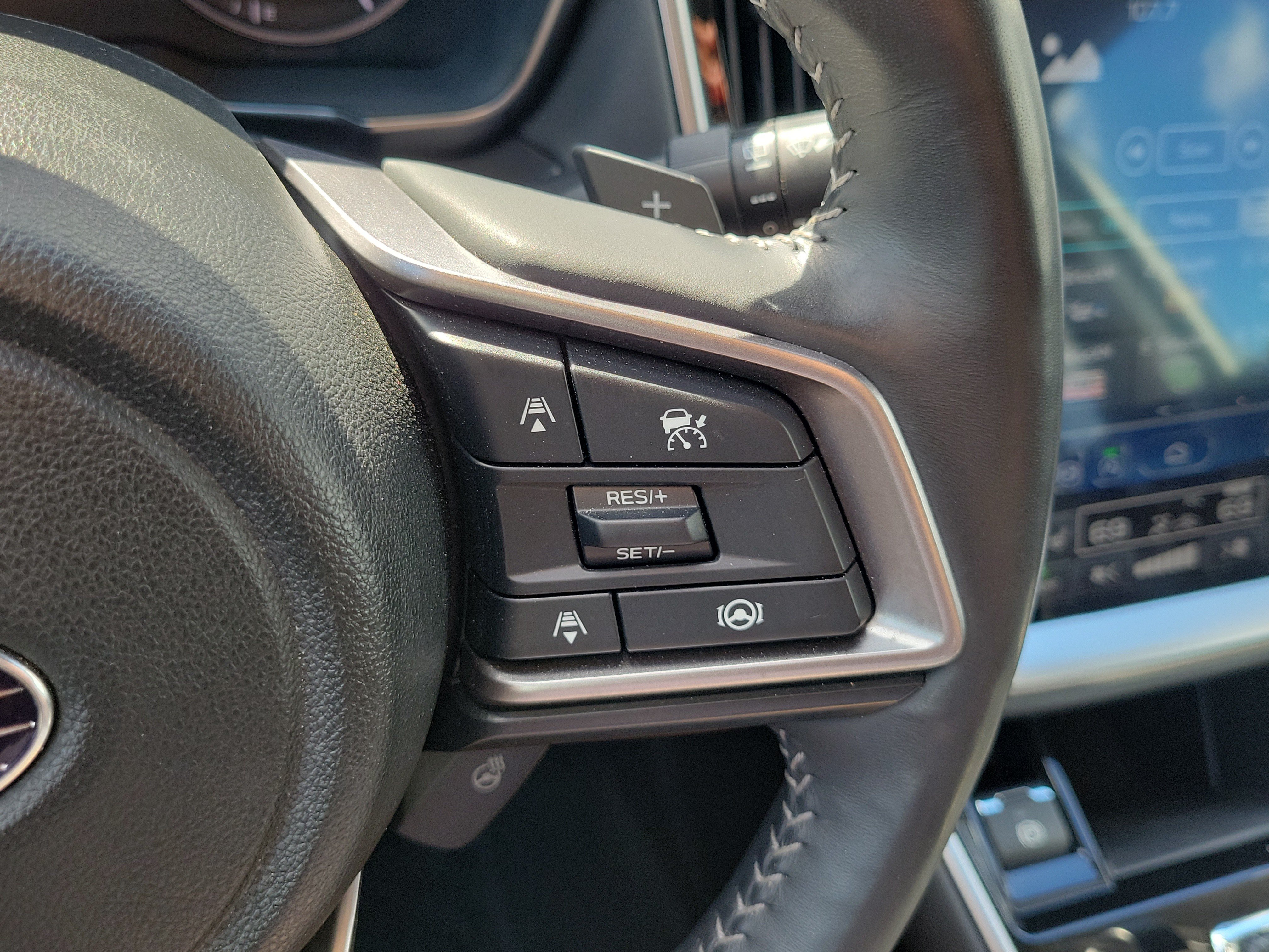 Used 2023 Subaru Outback Touring AWD/4WD image 25