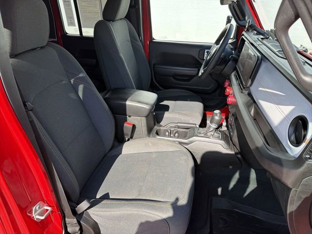 Used 2024 Jeep Wrangler Unlimited AWD/4WD image 25