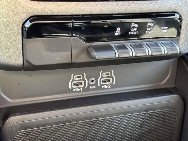 New 2026 RAM 1500 Express AWD/4WD image 24