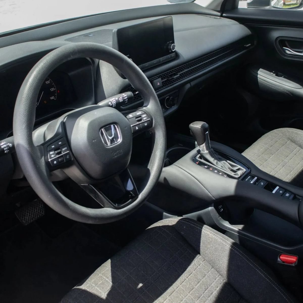 Used 2024 Honda HR-V LX image 27