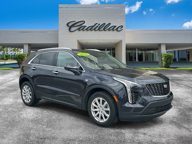 Certified 2022 Cadillac XT4 Luxury w/ Driver Awareness Package FWD image 5