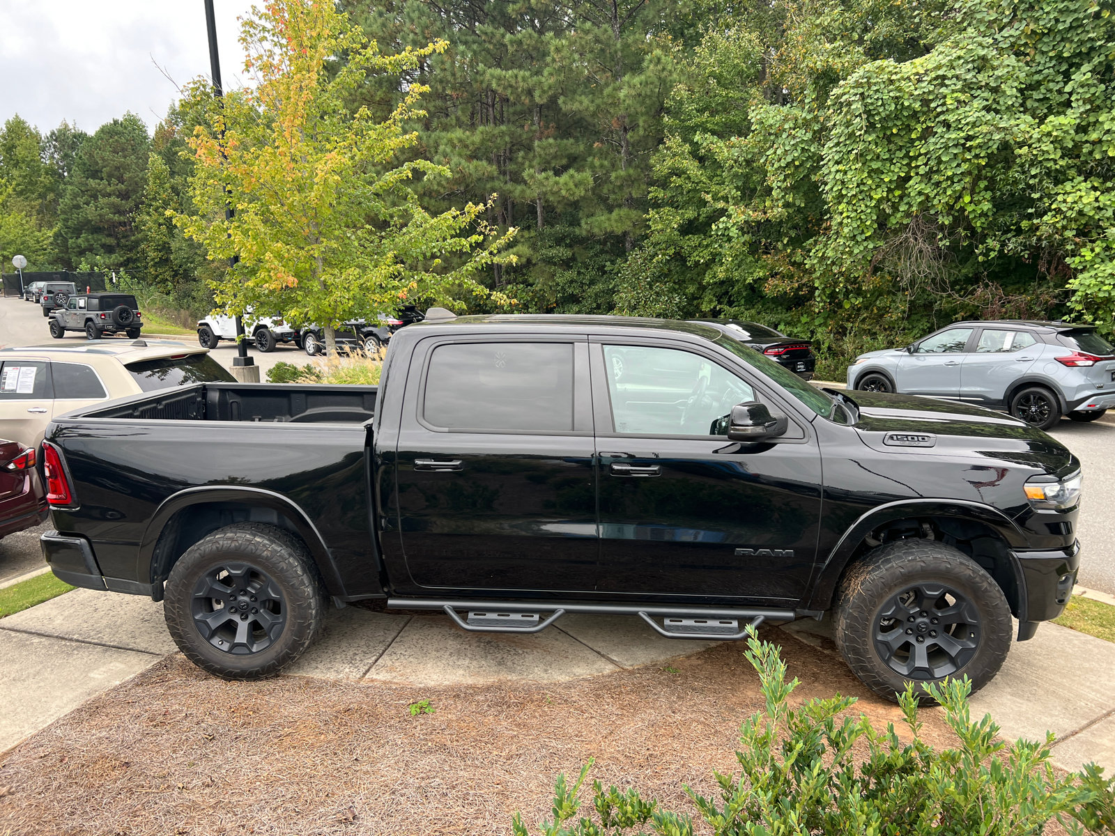 Used 2025 RAM 1500 Big Horn AWD/4WD image 7