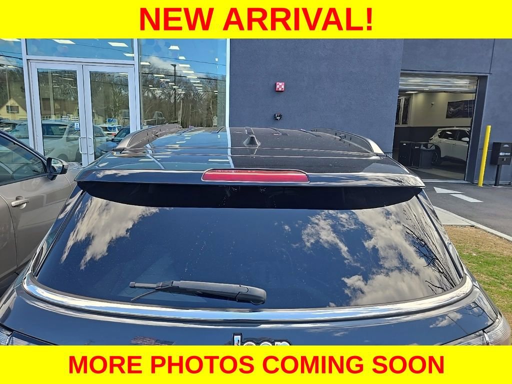 Used 2018 Jeep Compass Limited image 10