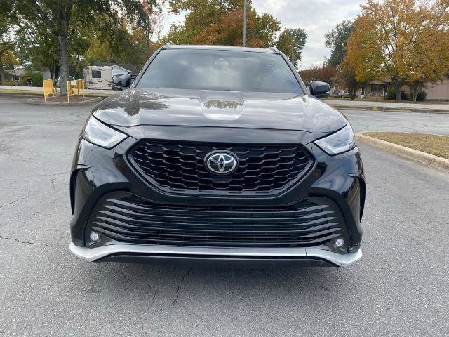 Used 2021 Toyota Highlander XSE video 2