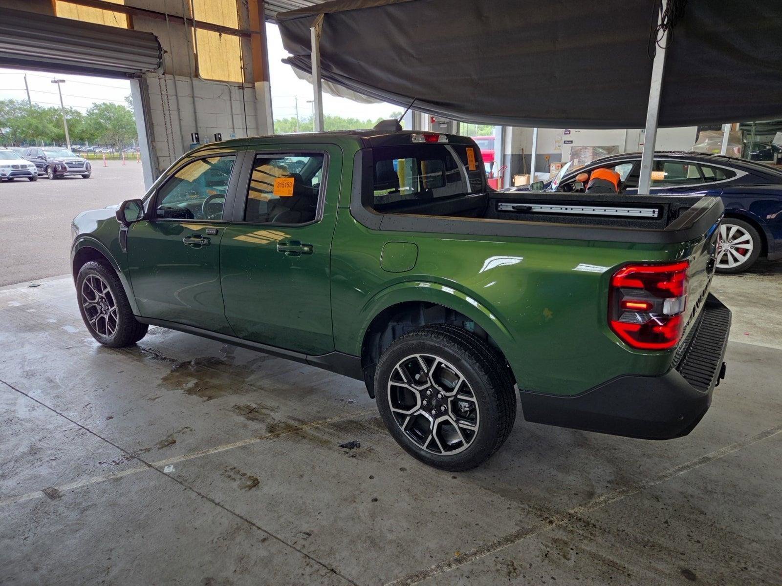 Used 2025 Ford Maverick Lariat w/ 4K Tow Package AWD/4WD image 17