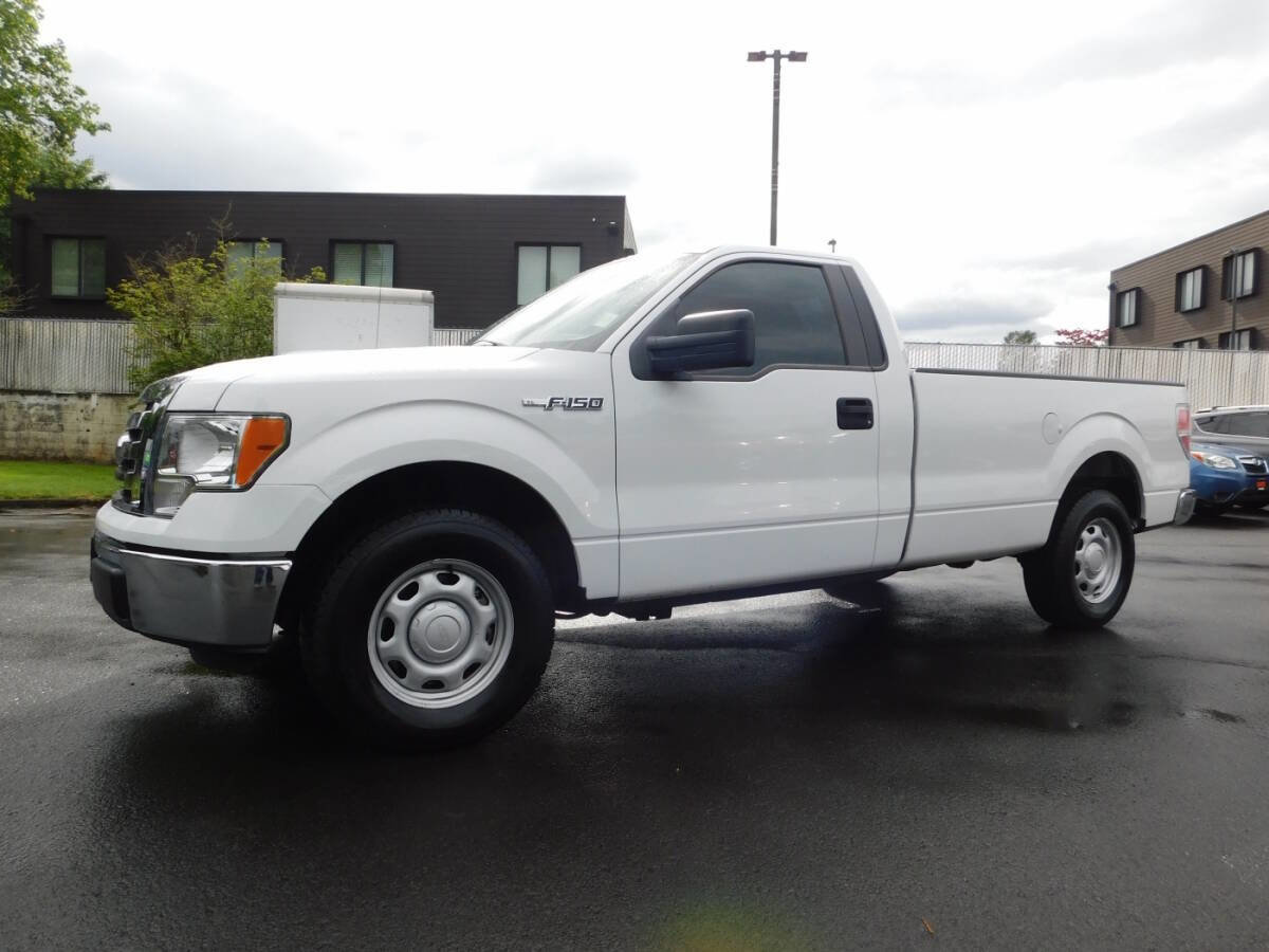 Used 2012 Ford F150 XL w/ XL Decor Group RWD image 4