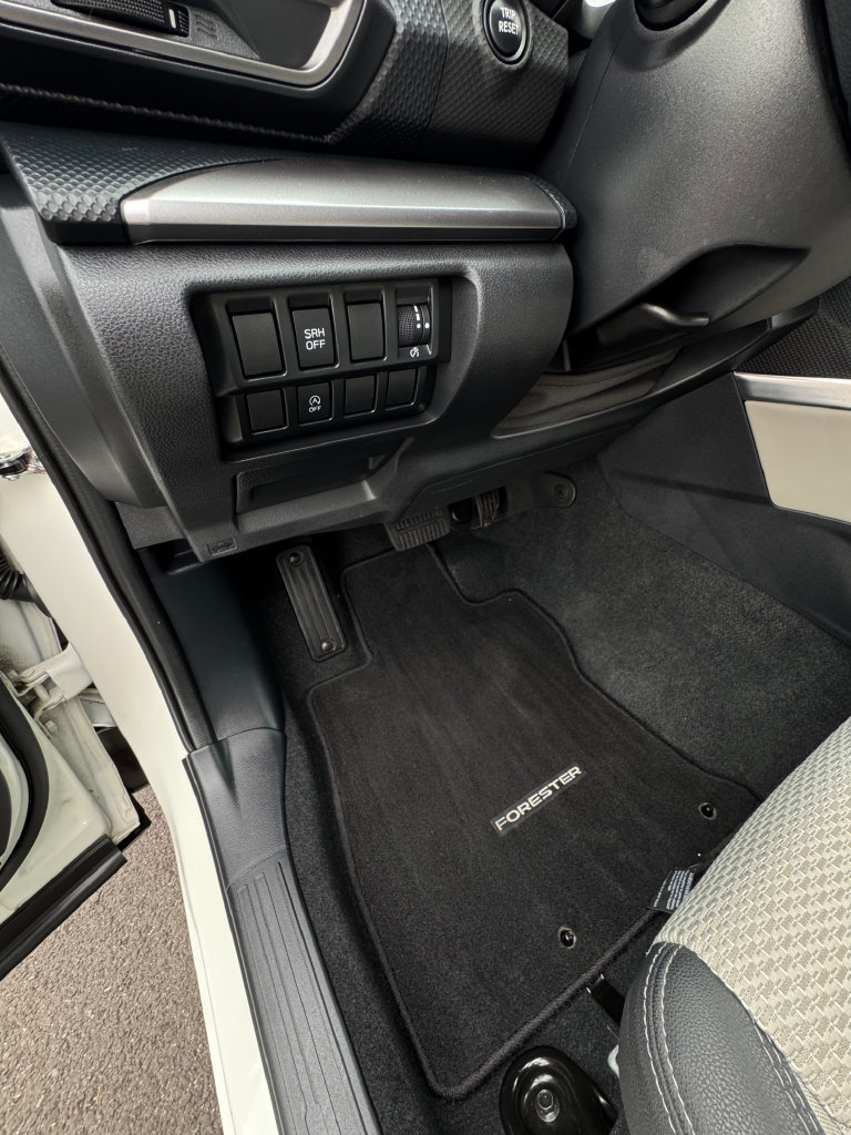 Certified 2024 Subaru Forester Premium AWD/4WD image 16