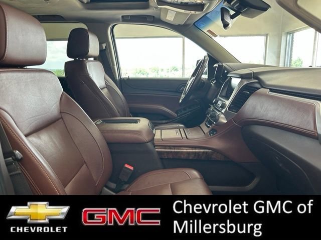 Used 2017 Chevrolet Suburban Premier AWD/4WD image 24