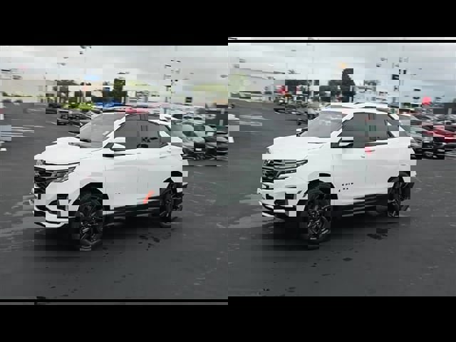 Used 2022 Chevrolet Equinox RS image 4