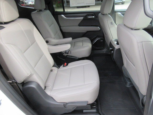 New 2026 GMC Acadia Elevation image 14