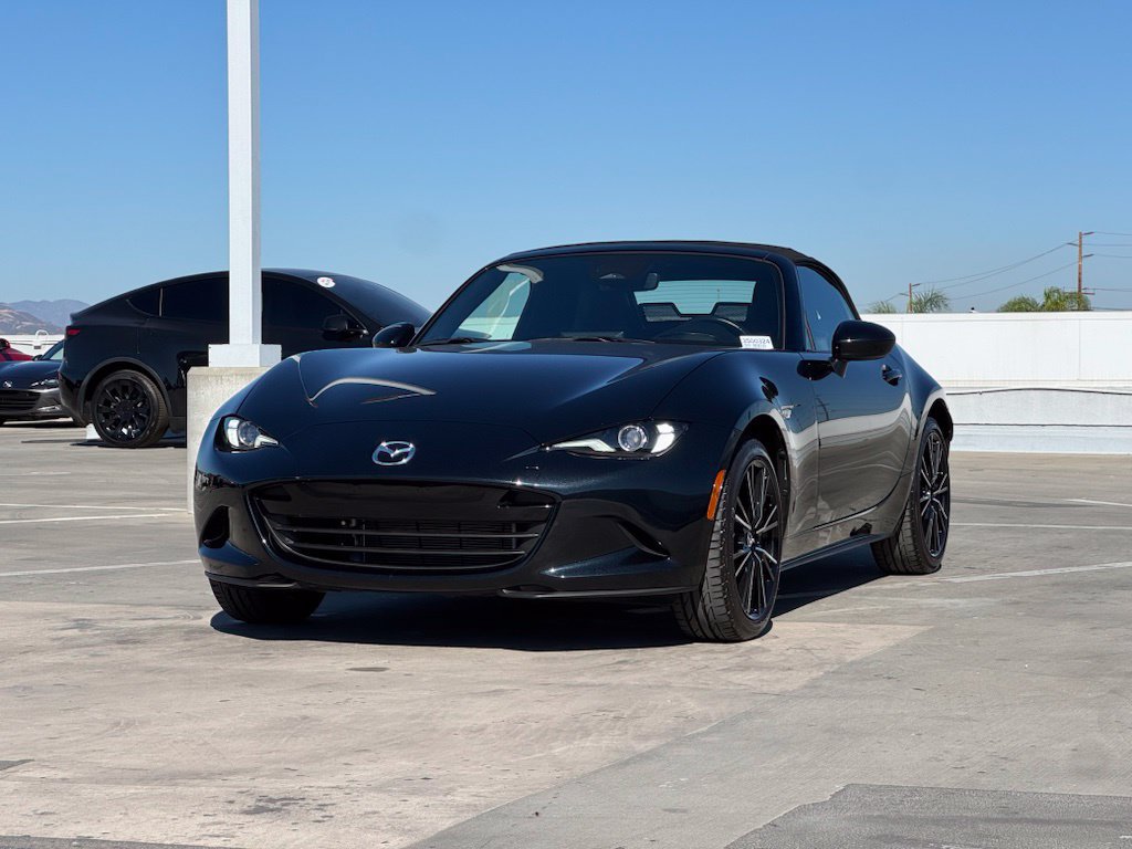 Certified 2025 MAZDA MX-5 Miata Grand Touring RWD image 4