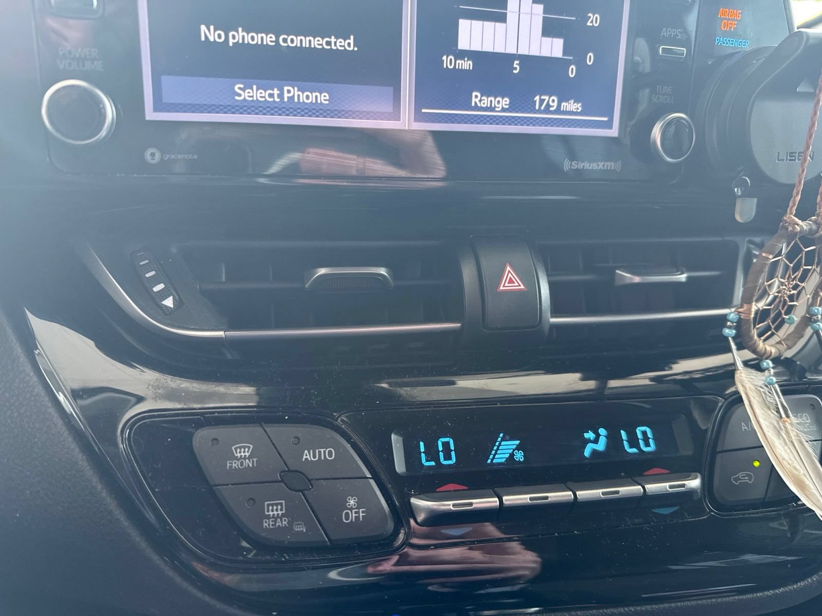 Used 2020 Toyota C-HR LE FWD image 10