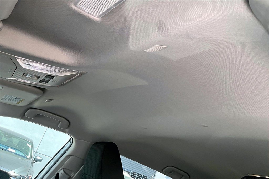 Used 2023 Toyota RAV4 LE FWD image 12