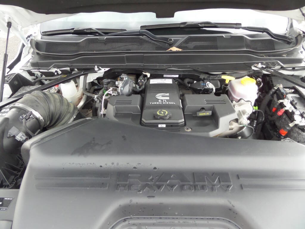 Used 2019 RAM 3500 Limited image 12