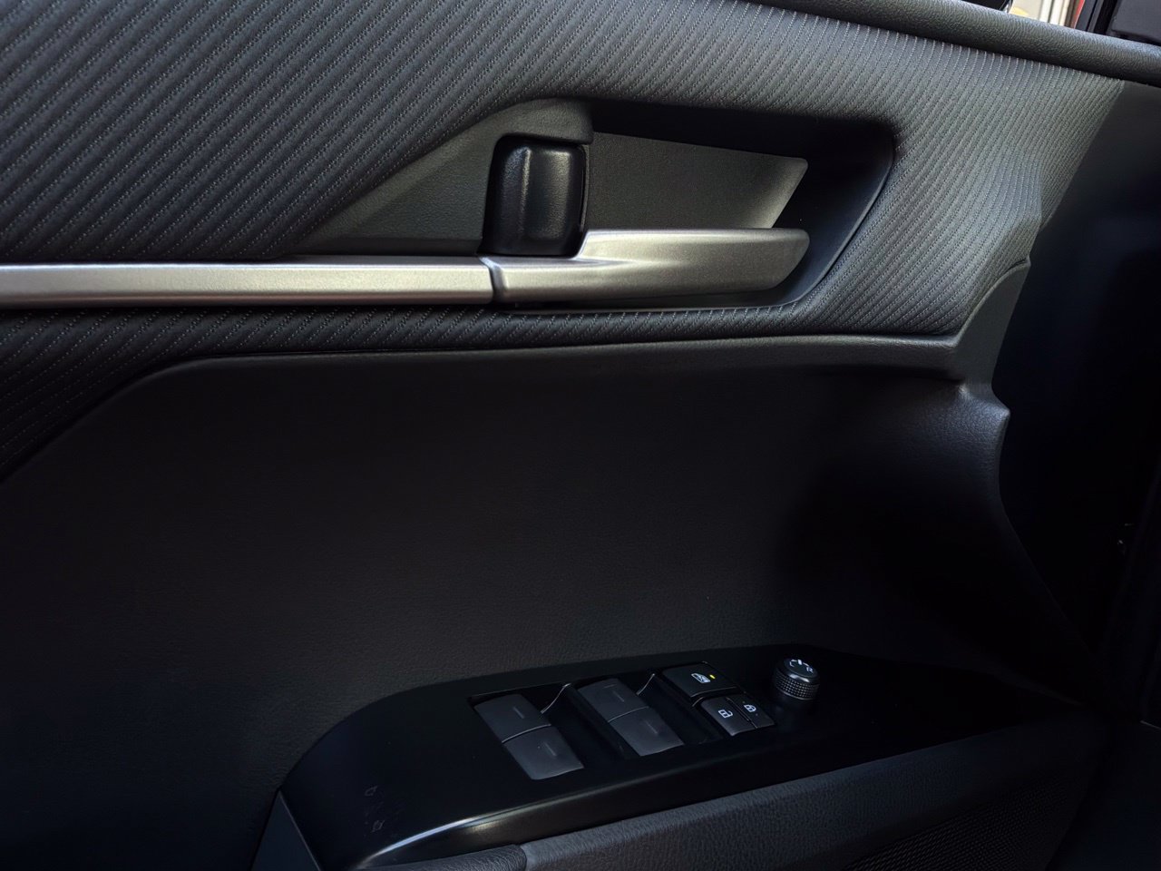 New 2026 Toyota Camry SE FWD image 20