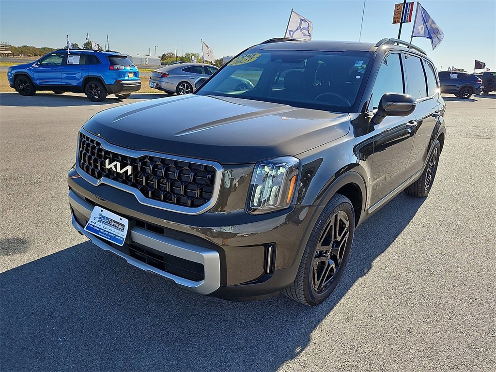 Used 2023 Kia Telluride EX X-Line image 12
