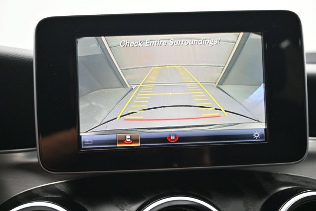 Used 2018 Mercedes-Benz C 300 Sedan image 14