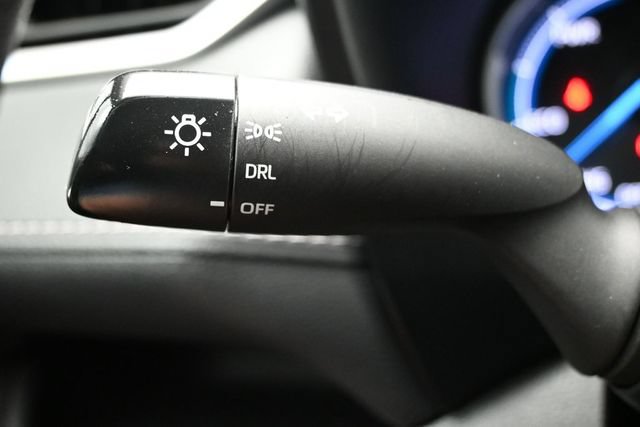 Used 2023 Toyota RAV4 LE AWD/4WD image 20