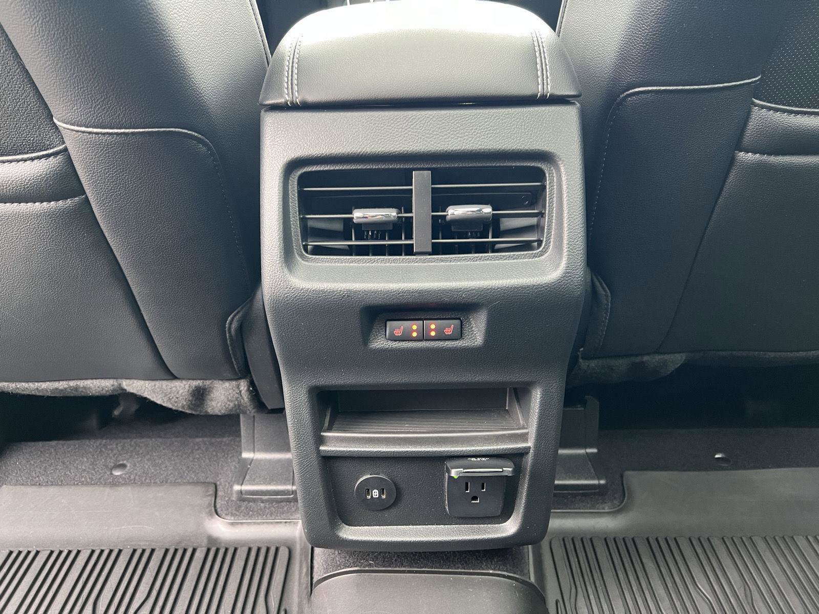 Used 2024 Ford Edge ST w/ Equipment Group 401A AWD/4WD image 42