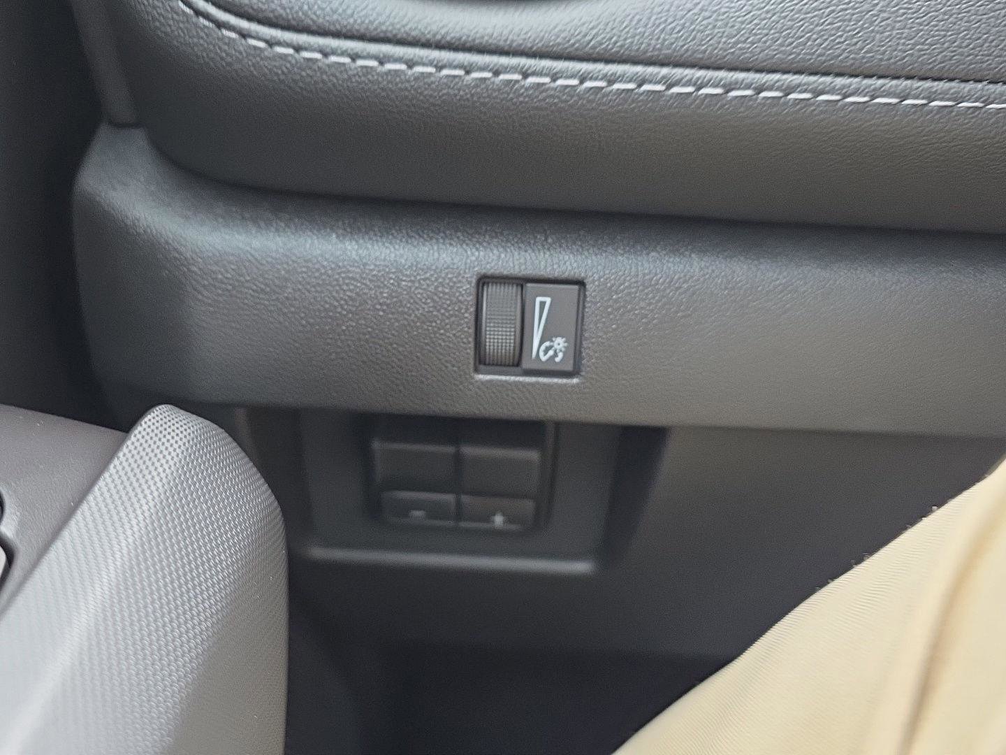 New 2025 Chevrolet Colorado LT w/ LT Convenience Package image 17