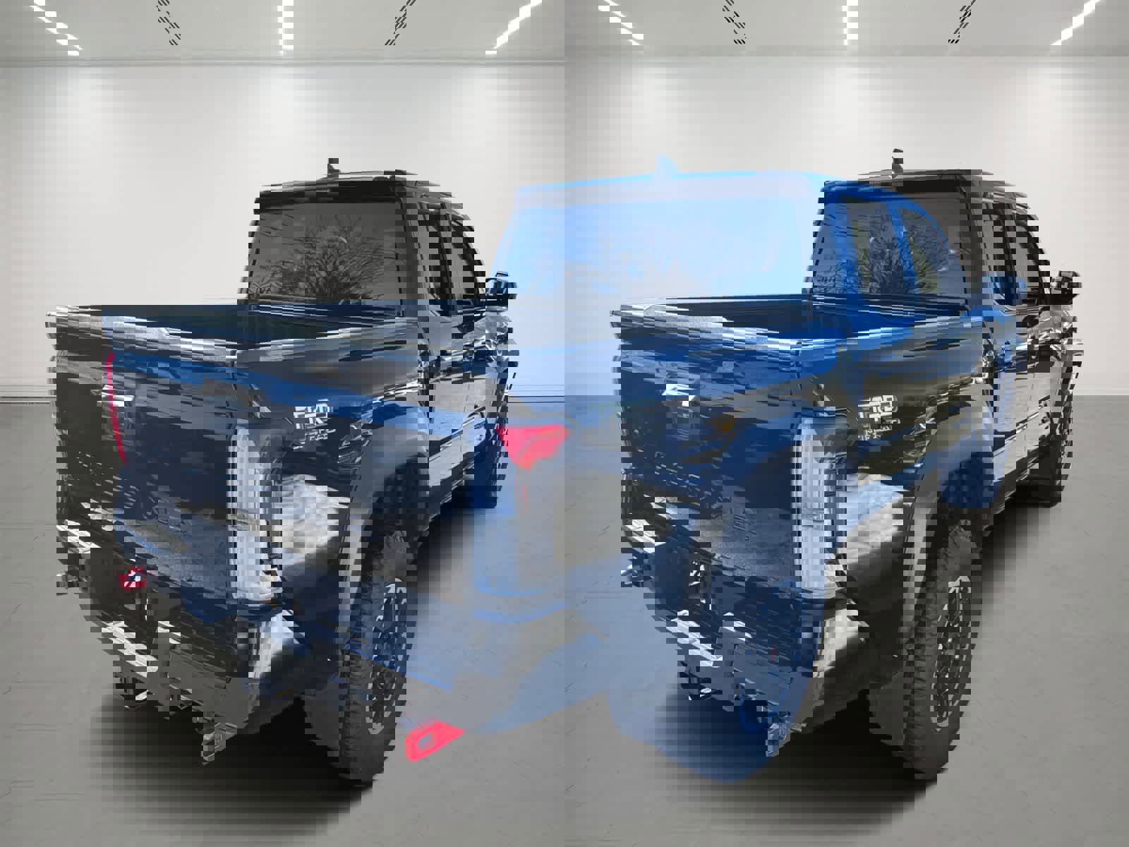 Used 2024 Toyota Tacoma TRD Off-Road image 6