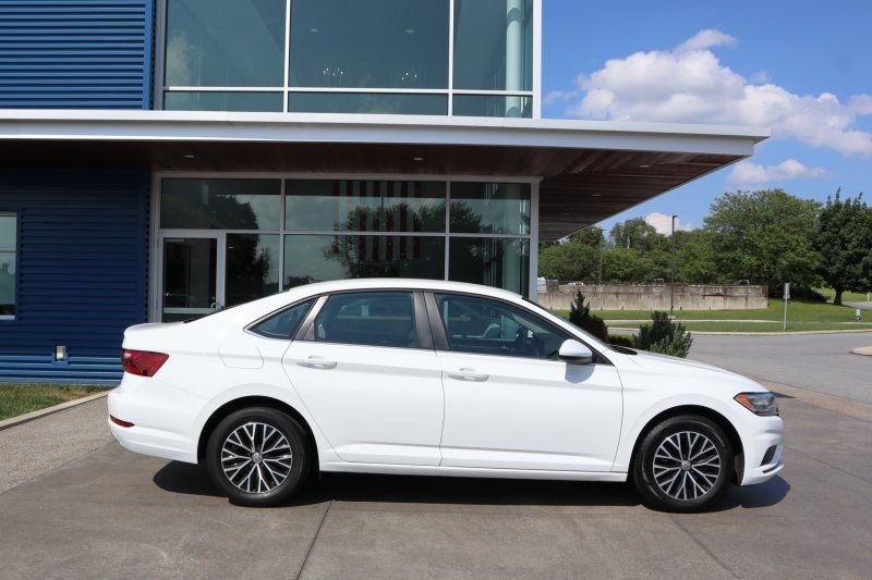 Used 2021 Volkswagen Jetta S FWD image 2