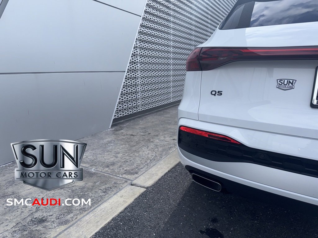 Used 2025 Audi Q5 2.0T Premium w/ Convenience Package image 14