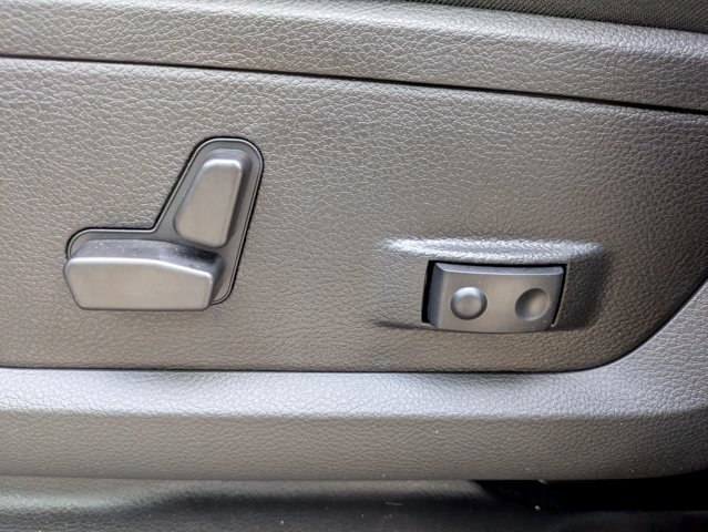 New 2026 RAM 3500 Laramie AWD/4WD image 20