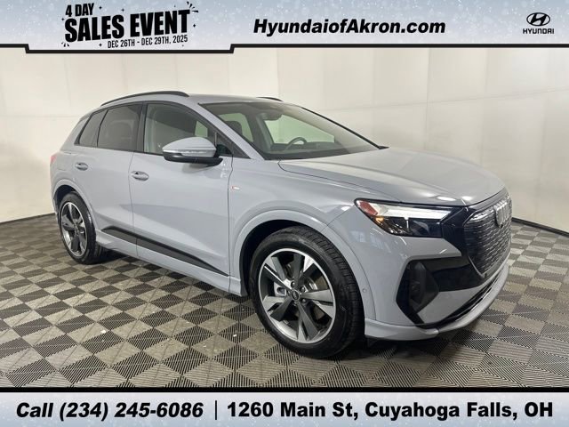 Used 2024 Audi Q4 e-tron Premium Plus w/ Premium Plus image 1