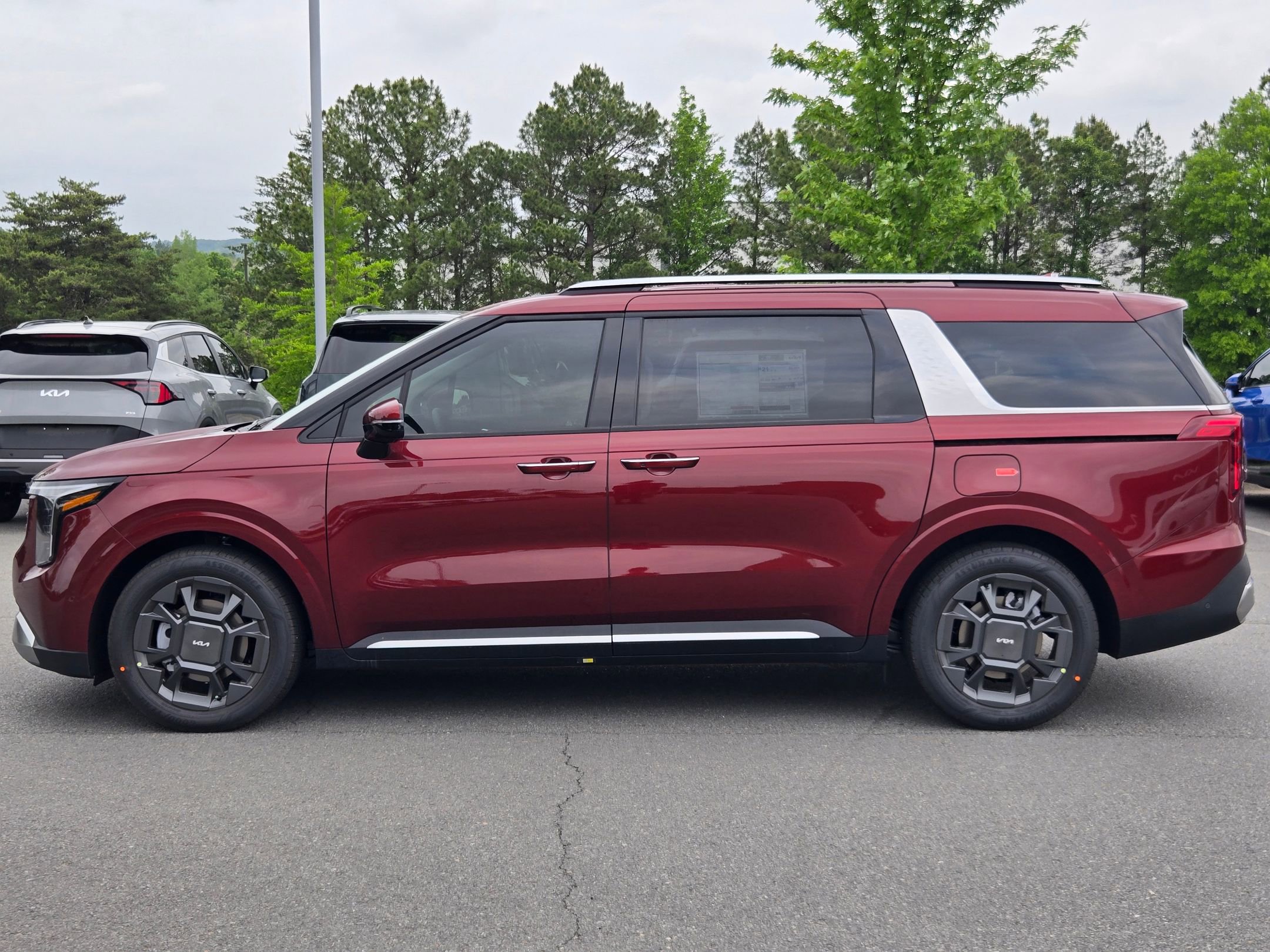 New 2026 Kia Carnival SX FWD image 4