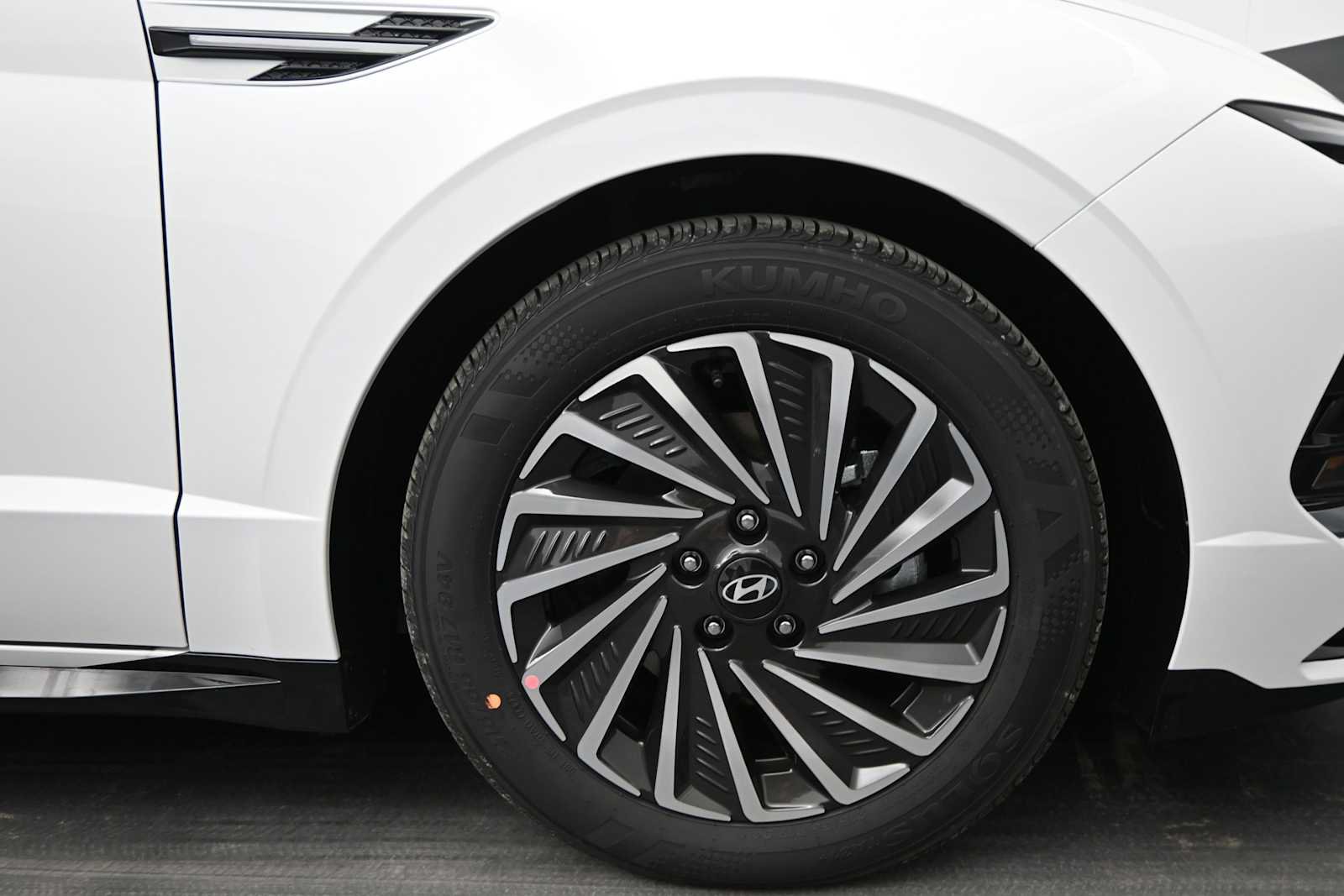 New 2026 Hyundai Sonata SEL FWD image 10