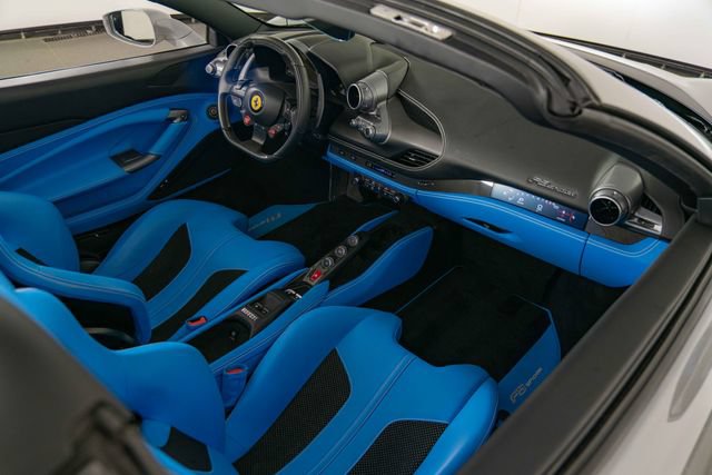 Used 2023 Ferrari F8 Tributo RWD image 24
