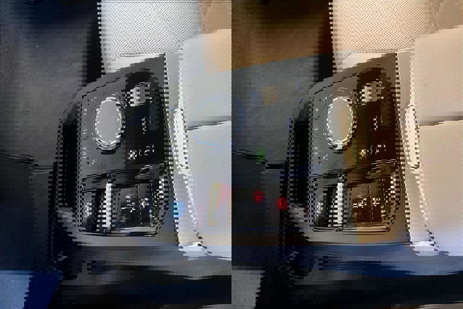 Certified 2023 BMW iX xDrive50 image 15