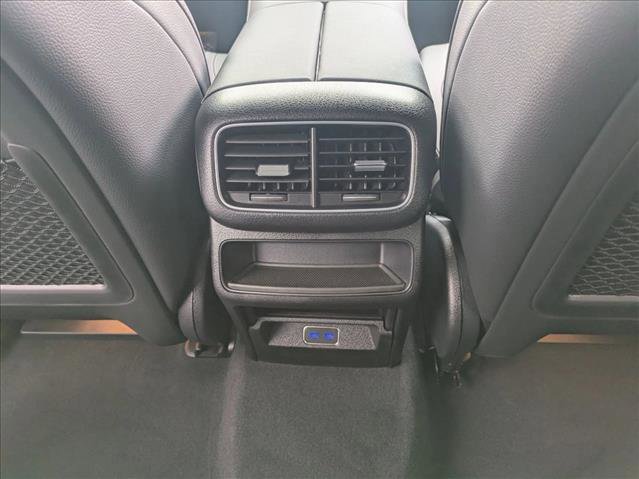 Used 2025 Mercedes-Benz GLE 450e 4MATIC image 16